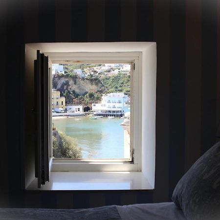 La Mansarda Sul Porto Appartement Ponza Buitenkant foto